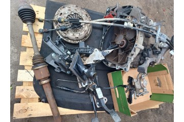 Spacer from 2 0 TDCI machine to manual C max MK2 Grand c max