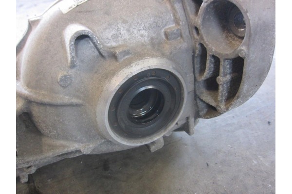 BMW X3 G01 B46 X4 G02 REAR BRIDGE DIFFERENTIAL 3 38 8686219 33108686219 Installation side rear