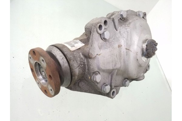 2011 BMW 3 E90 E91 Front differential 7601770