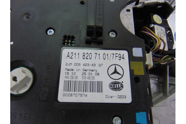 A2118207101 LUZ INTERIOR MERCEDES-BENZ CLASE E (BM 211) BERLINA