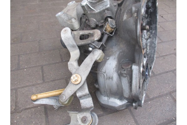 GEARBOX CORSA D 1 2 LIFT 13R AT6W419 Packaging status replacement