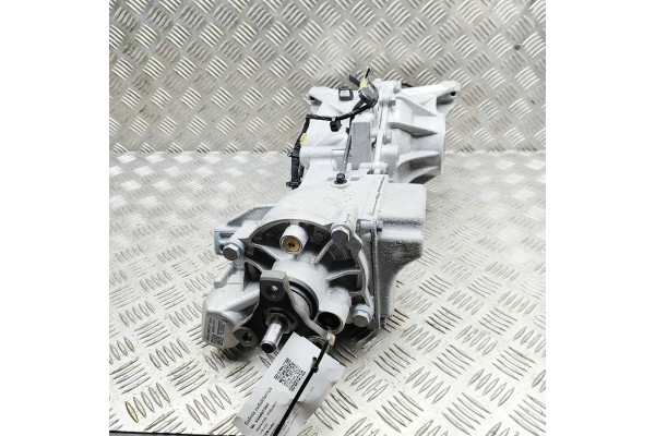 REAR REDUCER BMW X2 U10 8600483 34497397 2 0L 233kw 2025 Car type passenger cars