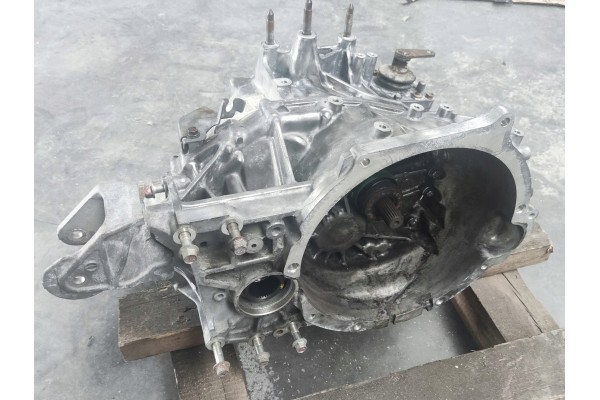 PEUGEOT 4008 CITROEN C4 AIRCROSS GEARBOX ASX MANUAL 4X4 Catalog number of the part SKRZYNIA 4008
