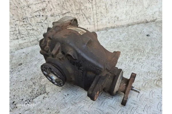 Rear reducer BMW X1 E84 323 2 0L diesel 105kW 2010 Part manufacturer BMW OE