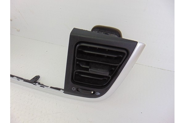 84740-H8000 REJILLA AIREADORA KIA RIO (YB) Business 2017 84740-H8000 198305 KIA - 4