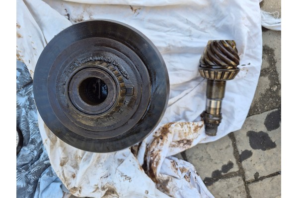 SPRINTER 906 CRAFTER SCAR IN THE MIDDLE OF THE BRIDGE 52 11 DIFF