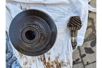 SPRINTER 906 CRAFTER SCAR IN THE MIDDLE OF THE BRIDGE 52 11 DIFF Part manufacturer Mercedes Benz OE