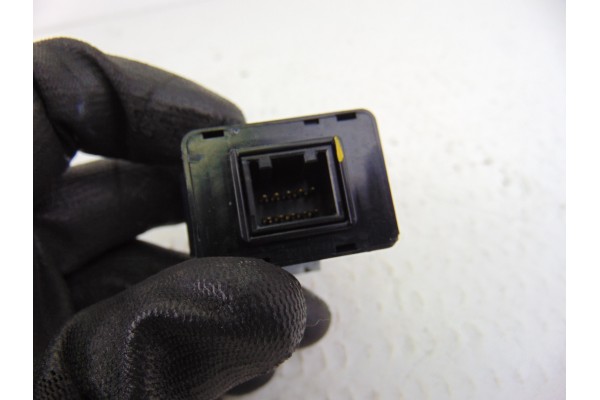 95420-D4000 MODULO ELECTRONICO KIA RIO (YB) Business 2017 95420-D4000 198317 KIA - 1