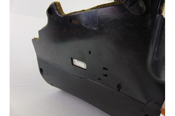  GUANTERA AUDI A6 AVANT (4B5) 3.0 2002 197810 AUDI - 4