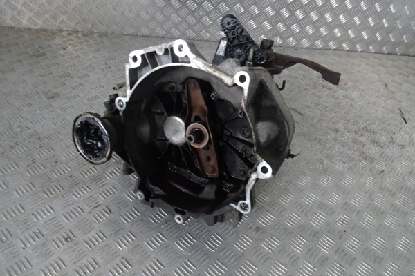 SKODA RAPID TOLEDO IV 1 2 TSI GEARBOX MFX Transmission type manual