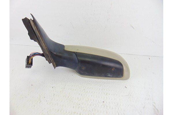 GRIS ORO RETROVISOR IZQUIERDO AUDI A6 AVANT (4B5) 3.0 2002 GRIS ORO 197814 AUDI - 4