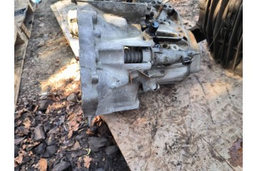 Transmission Peugeot 807 2 2 HDI 20LM01 Part manufacturer Peugeot OE