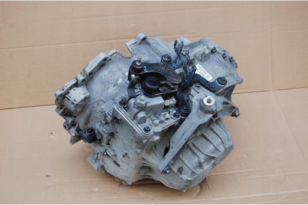 GEARBOX B66R7002AC VOLVO V50 S40II C30 C70 2 0D D3 150 KM WARRANTY Catalog number of the part VOLVO OSKAR KALWARIA SKRZYNIA BIEG
