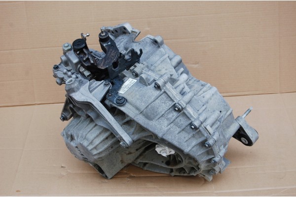 GEARBOX B66R7002AC VOLVO V50 S40II C30 C70 2 0D D3 150 KM WARRANTY Part manufacturer Volvo OE
