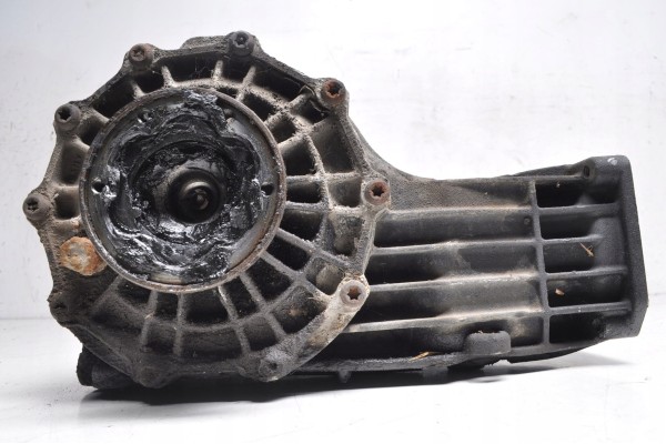 AUDI A4 B5 1 8 20V 125KM DIFFERENTIAL BRIDGE DYFER STATION WAGON 01R525053B