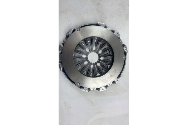 Valeo 837565 Clutch set flywheel AUDI A3 Skoda Seat VW Car type cargo vans passenger cars