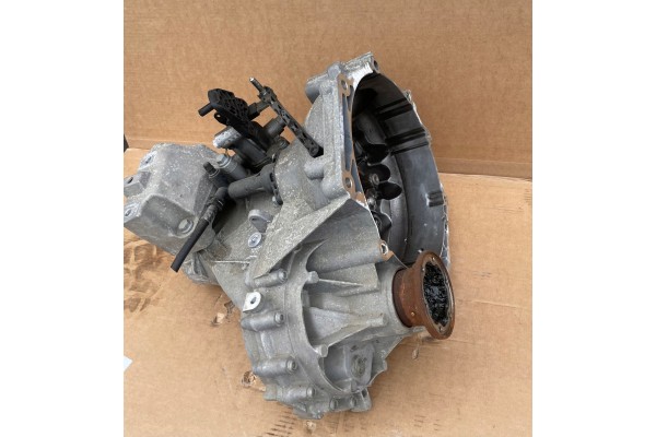 VW GOLF VIII GEARBOX UPH 1 5 TSI 130KM 2022R