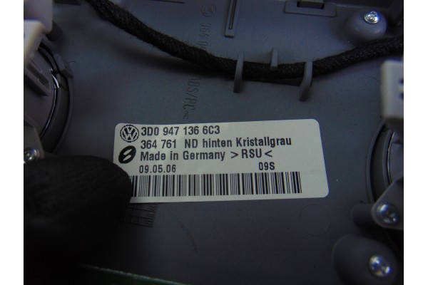 3D0947136  LUZ INTERIOR VOLKSWAGEN PHAETON (3D3/3D7) TDI V6 4Motion (5 asientos) 2007 3D0947136 198596 VOLKSWAGEN - 1