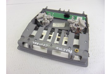 3D0947136  LUZ INTERIOR VOLKSWAGEN PHAETON (3D3/3D7) TDI V6 4Motion (5 asientos) 2007 3D0947136 198596 VOLKSWAGEN - 2