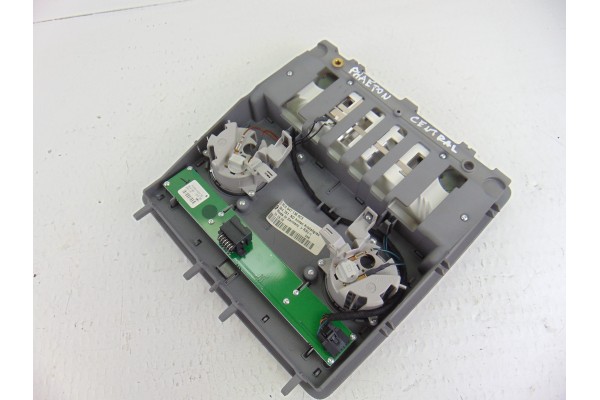 3D0947136  LUZ INTERIOR VOLKSWAGEN PHAETON (3D3/3D7) TDI V6 4Motion (5 asientos) 2007 3D0947136 198596 VOLKSWAGEN - 3