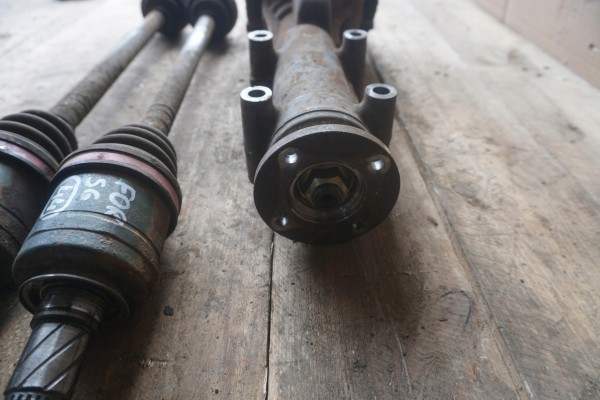SUBARU FORESTER II SG 2002 2007R DIFFERENTIAL REAR BRIDGE Quality of parts according to GVO O original with manufacturer s logo 
