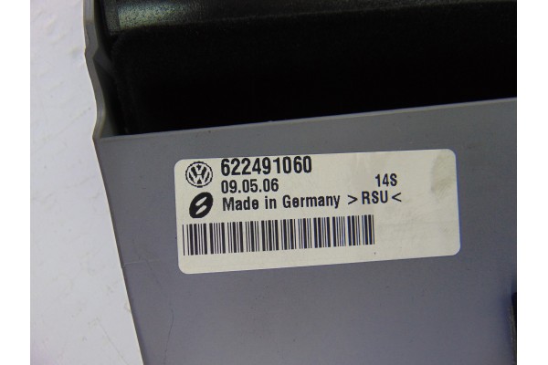 3D0907135C  LUZ INTERIOR VOLKSWAGEN PHAETON (3D3/3D7) TDI V6 4Motion (5 asientos) 2007 3D0907135C 198597 VOLKSWAGEN - 6