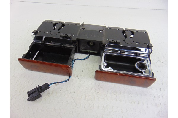 3D0857301D CENICERO VOLKSWAGEN PHAETON (3D3/3D7) TDI V6 4Motion (5 asientos) 2007 3D0857301D 198602 VOLKSWAGEN - 2