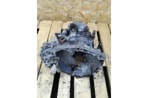 Alfa Romeo Giulietta manual transmission C635 6 35 14 2 0 JTDM 140HP 2011r Catalog number of the part Alfa Romeo Giulietta skrzy