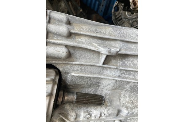 Mercedes W213 2.0 CDI 4MATIC Chest 725058 9G