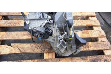 GEARBOX RENAULT KANGOO AND 1 JR5126 Car type undefined