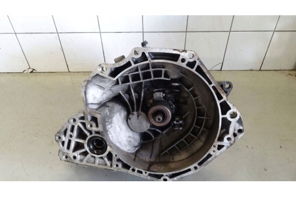 OPEL B 1 6 16V 1998 GEARBOX F17W419