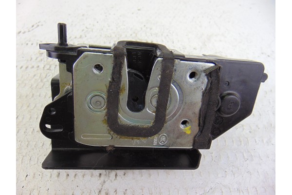 5 PIN CERRADURA PUERTA TRASERA DERECHA SSANGYONG RODIUS