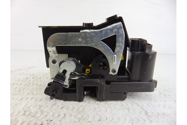 5 PIN CERRADURA PUERTA TRASERA DERECHA SSANGYONG RODIUS