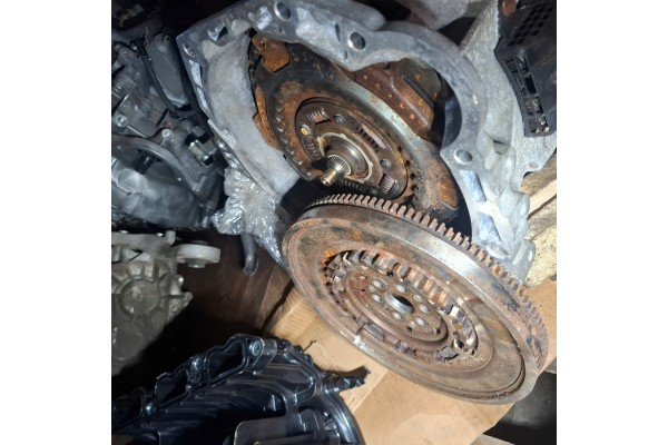 KIA STONIC AND 1 0 GEARBOX AUTOMATIC FLYWHEEL Transmission type automatic