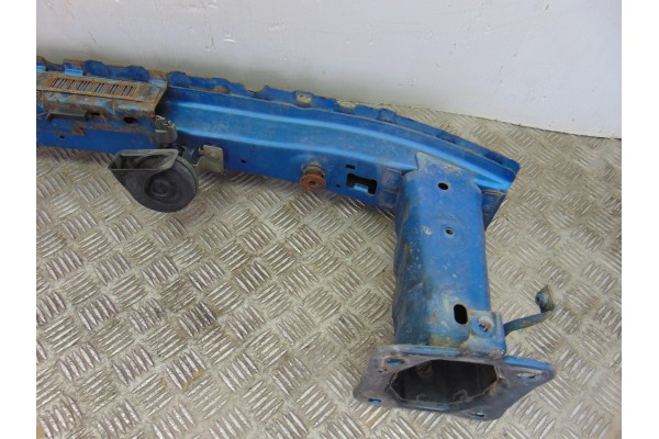  REFUERZO PARAGOLPES DELANTERO FORD FOCUS BERLINA (CAP) Trend 2005 199389 FORD - 2