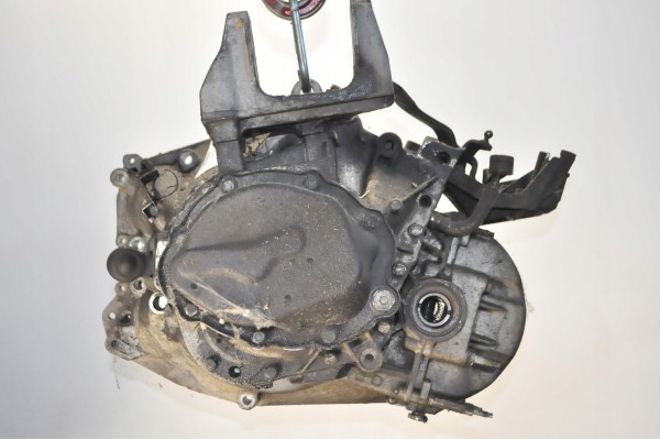 PEUGEOT 407 1 8 16V 125HP 2 0 16V 136HP GEARBOX 20DM59 226 thousand km Catalog number of the part 20DM59