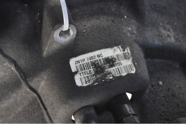 Caja de Cambios Manual Ford Fusion Fiesta MK6 Mazda 2 1.4 16V 2N1R-700