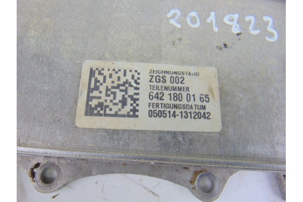 6421800165 ENFRIADOR ACEITE MOTOR MERCEDES-BENZ CLASE ML (BM 164)