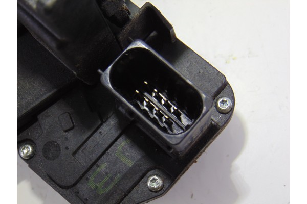 8 PIN CERRADURA PUERTA DELANTERA IZQUIERDA CHEVROLET CAPTIVA 2.0 VCDI LT 2008 8 PIN 201832 CHEVROLET - 1