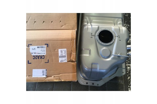 FUEL TANK KIA SORENTO 2 5 CDTI 2002 2009 BAK DIESEL Volume 80 l