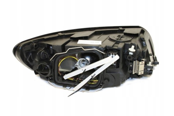 LEFT HEADLIGHT VOLVO S40 V50 2007 2012 Part manufacturer TYC
