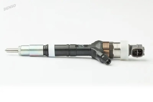 INJECTOR DCRI100750 DENSO TOYOTA LAND CRUISER Packaging status original