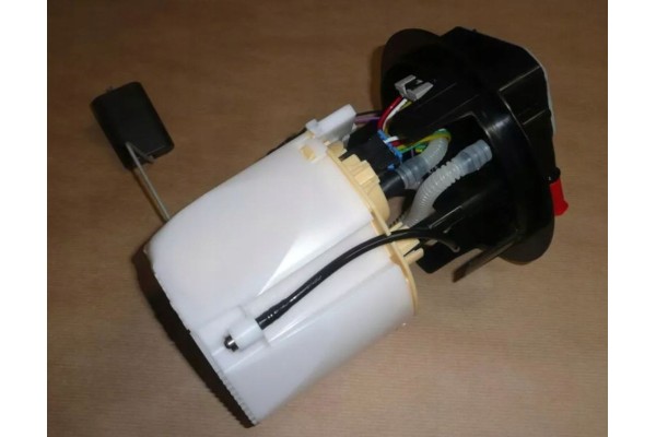 New OE Fuel Pump Complete Citroen C5 X7 Peugeot 508 2 0HDI 9677538680 Engine type diesel