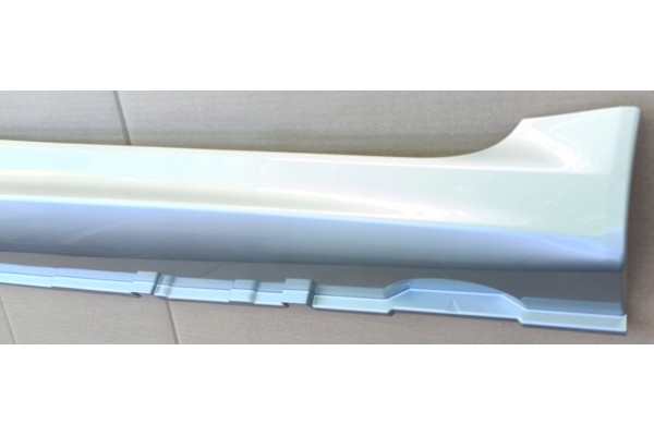 SMART 451 FORTWO THRESHOLD OVERLAY RIGHT C50L Color silver