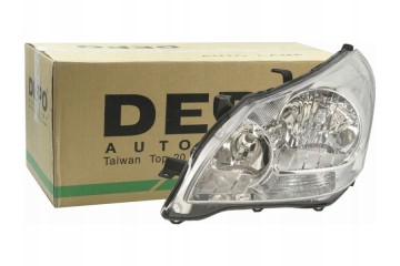 HEADLIGHT LAMP LEFT TOYOTA VERSO 09 12