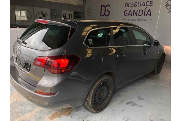 OPEL ASTRA J SPORTS TOURER Sport