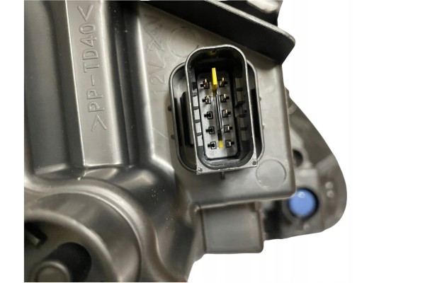 HEADLAMP LEFT 045278 VALEO Catalog number of substitutes KLOKKERHOLM 55450123A1 VAN WEZEL 4077961V