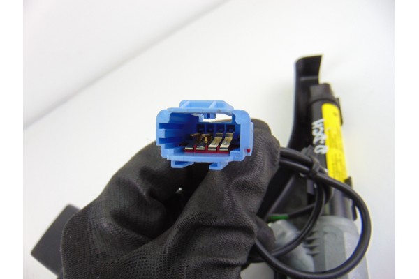 9639873877 PRETENSOR AIRBAG DERECHO CITROEN C3 1.4 16V SensoDrive X-TR 2004 9639873877 201281 CITROEN - 1