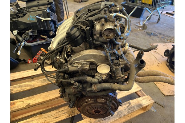 ENGINE APG 1 8 COMPLETE SKODA OCTAVIA VW GOLF IV AUDI A3 SEAT LEON TOLEDO Catalog number of the part SILNIK APG 1 8 KOMPLETNY SK