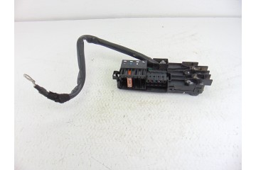 2115452301 CAJA RELES / FUSIBLES MERCEDES-BENZ CLASE E (BM 211) BERLINA